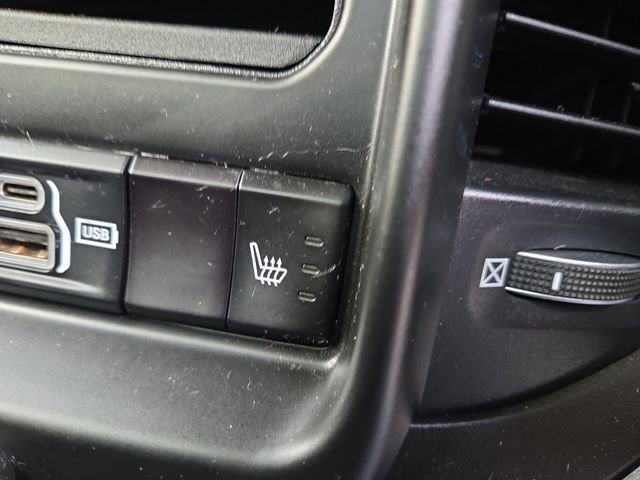 Used 2019 RAM 1500 Laramie image 38