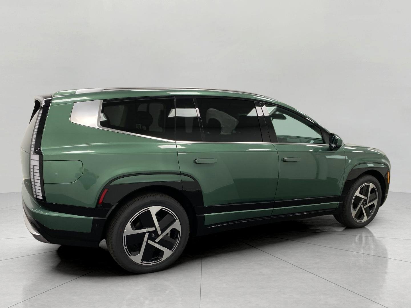 New 2026 Hyundai Ioniq 9 Limited image 2