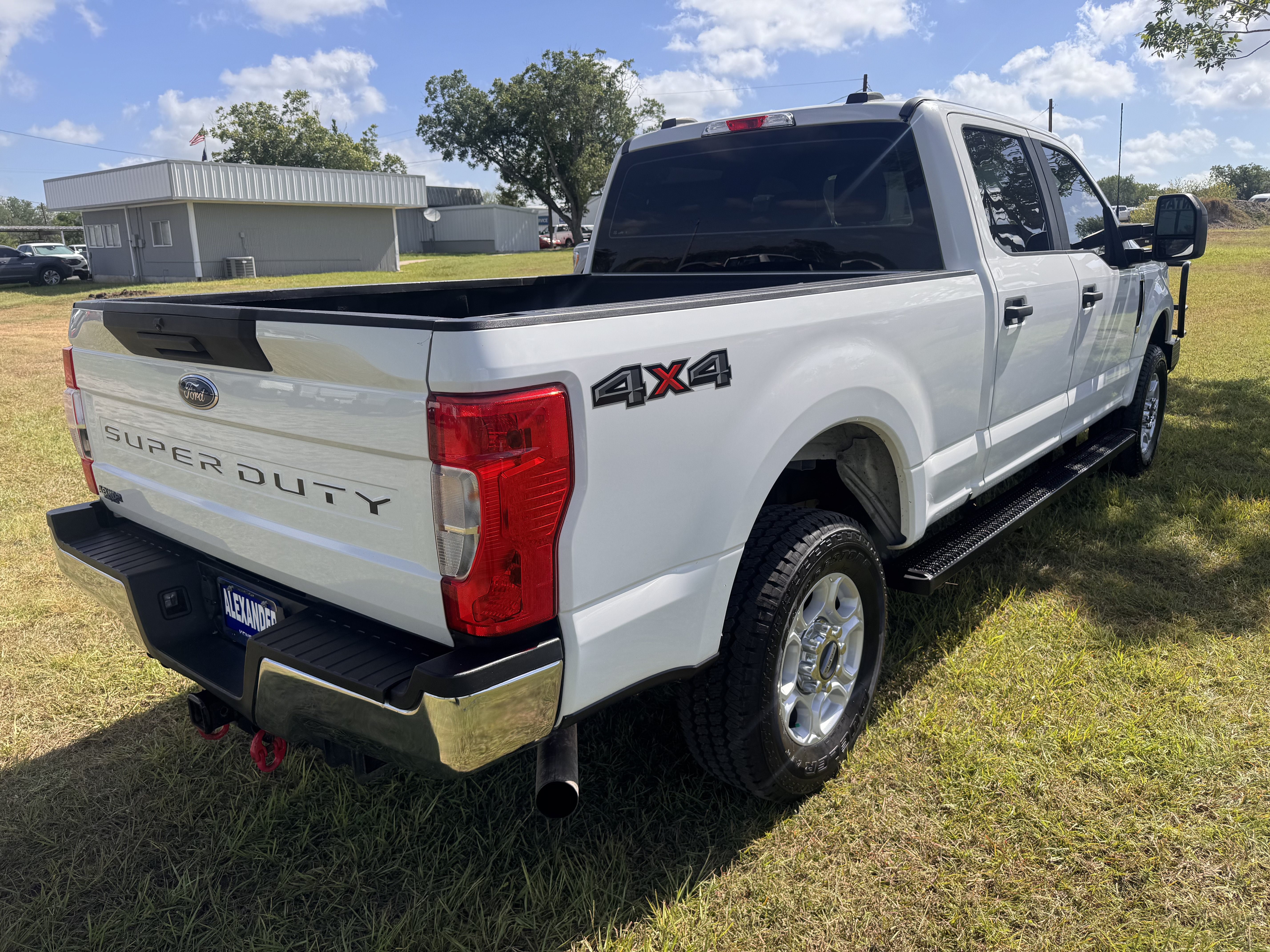 Used 2021 Ford F250 XL w/ STX Appearance Package AWD/4WD image 6