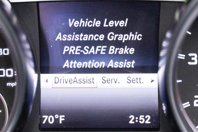 Used 2015 Mercedes-Benz SL 63 AMG w/ Driver Assistance Package image 96