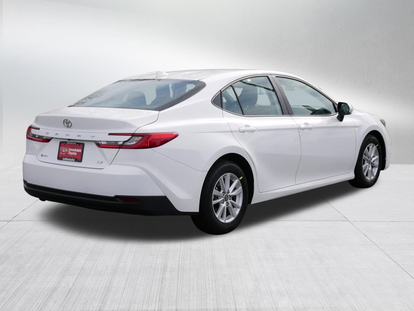 Certified 2025 Toyota Camry LE FWD image 7