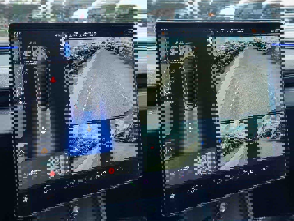 Used 2024 Tesla Model 3 Standard Range image 22