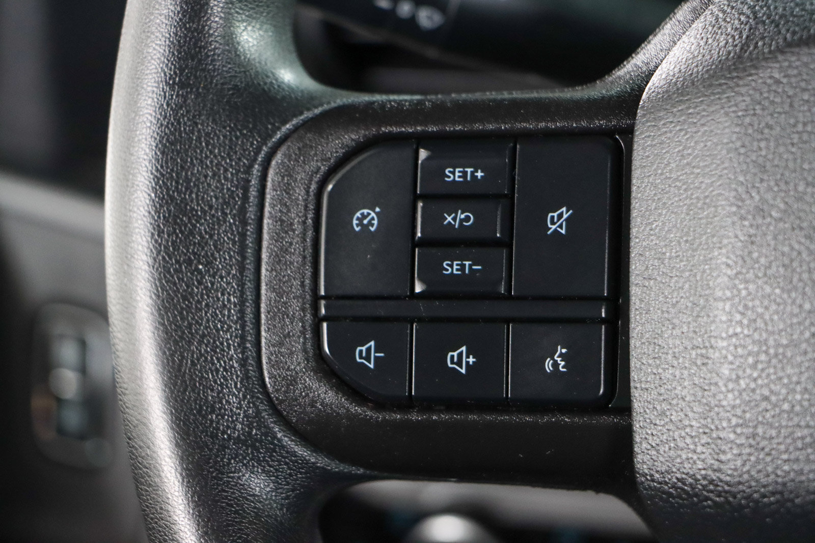Used 2023 Ford F350 XLT AWD/4WD image 13