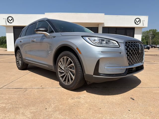 Used 2024 Lincoln Corsair Reserve w/ Equipment Group 201A AWD/4WD image 3
