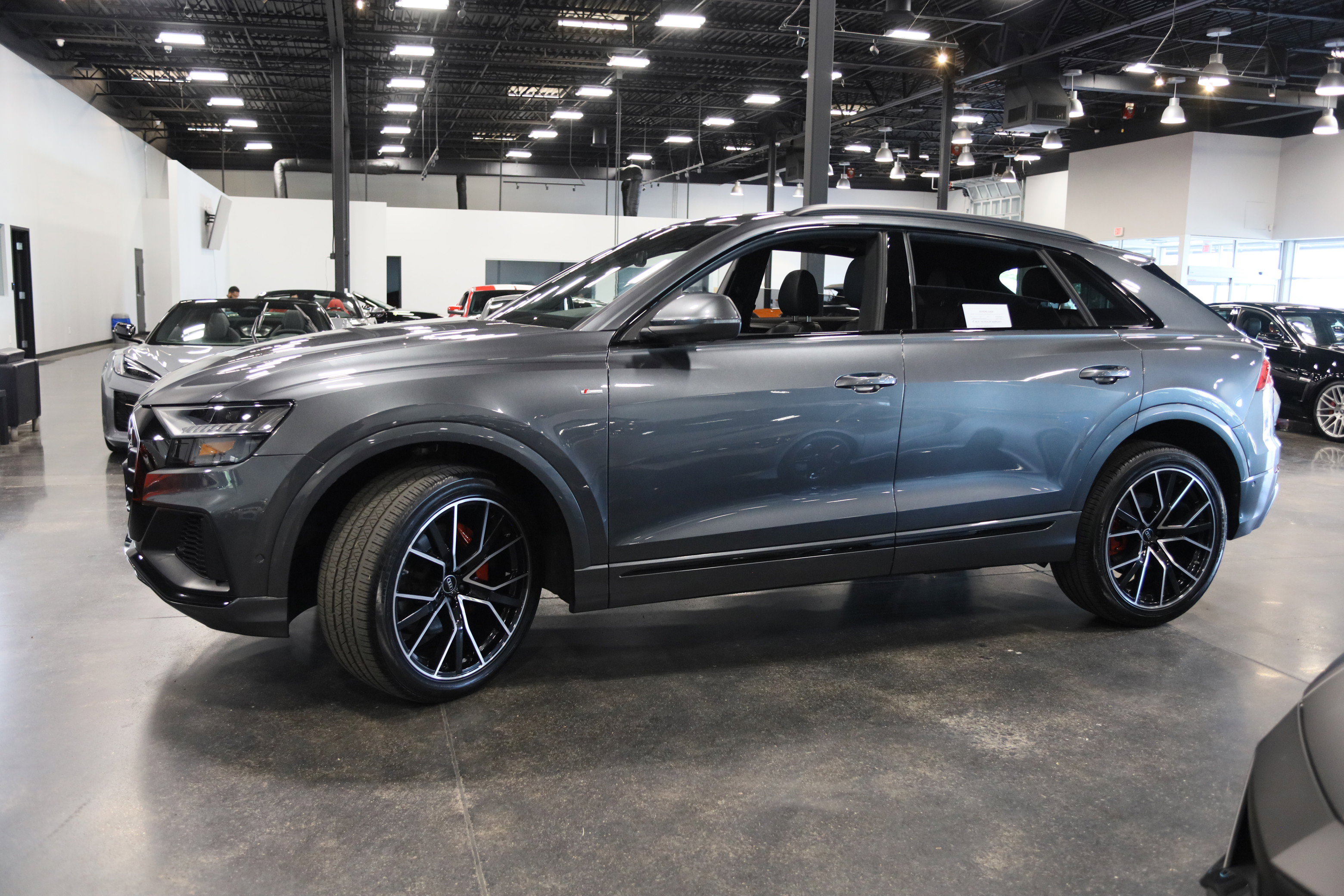 Used 2023 Audi Q8 Premium Plus w/ Premium Plus Package AWD/4WD image 9