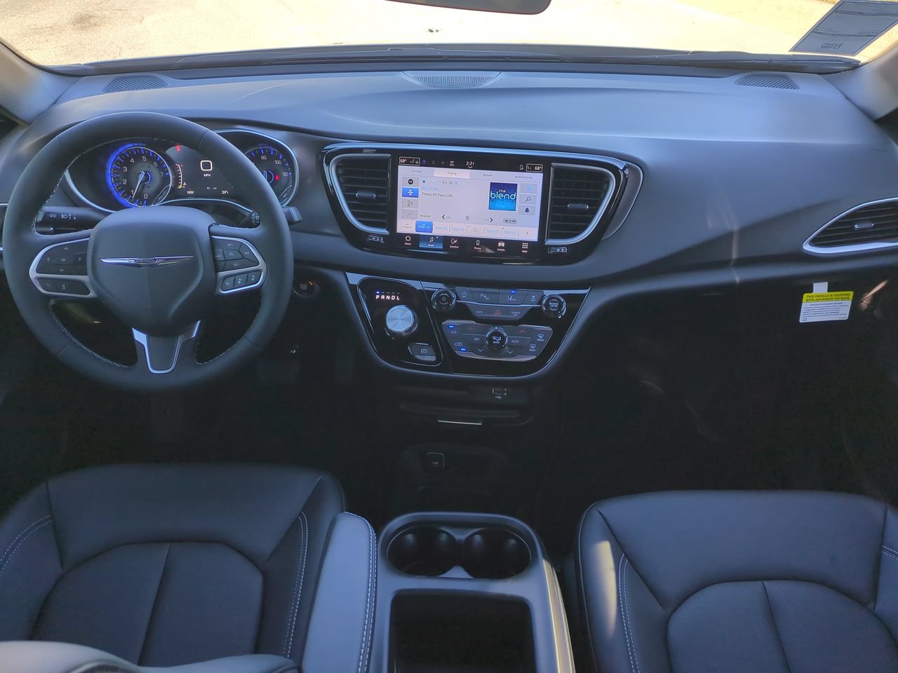 New 2026 Chrysler Voyager LX FWD image 13