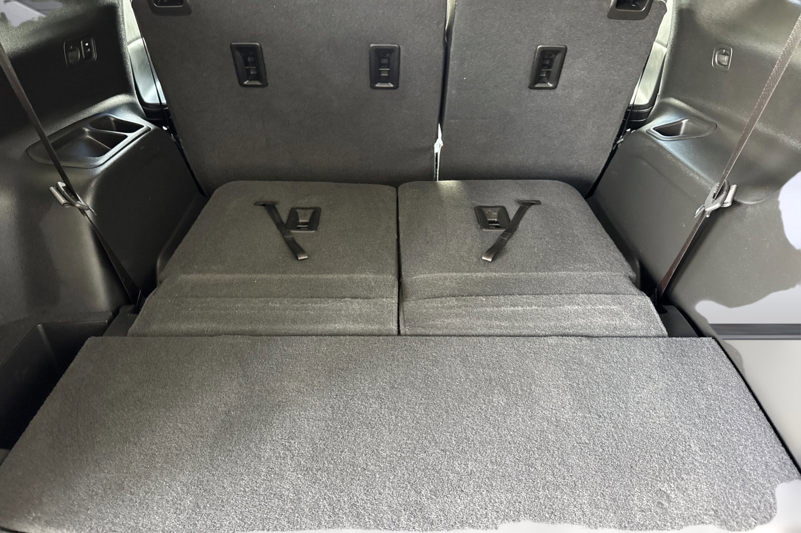 Used 2022 GMC Acadia SLE w/ Driver Convenience Package image 12