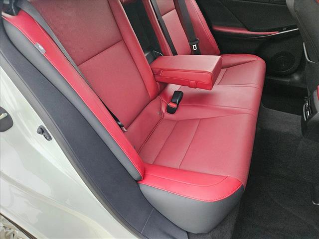 Used 2024 Lexus IS 300 w/ Comfort Package RWD image 18