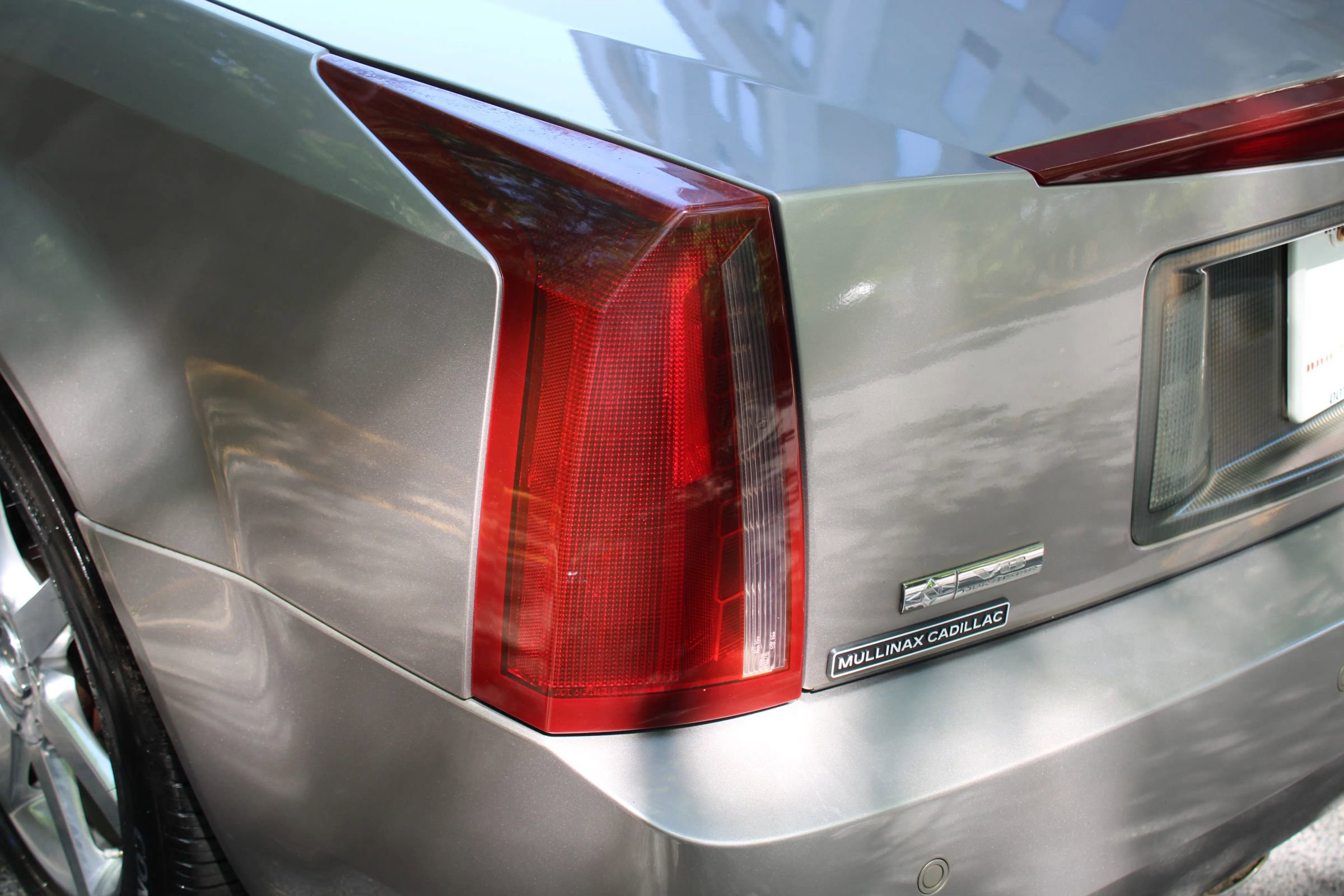 Used 2005 Cadillac XLR RWD image 27