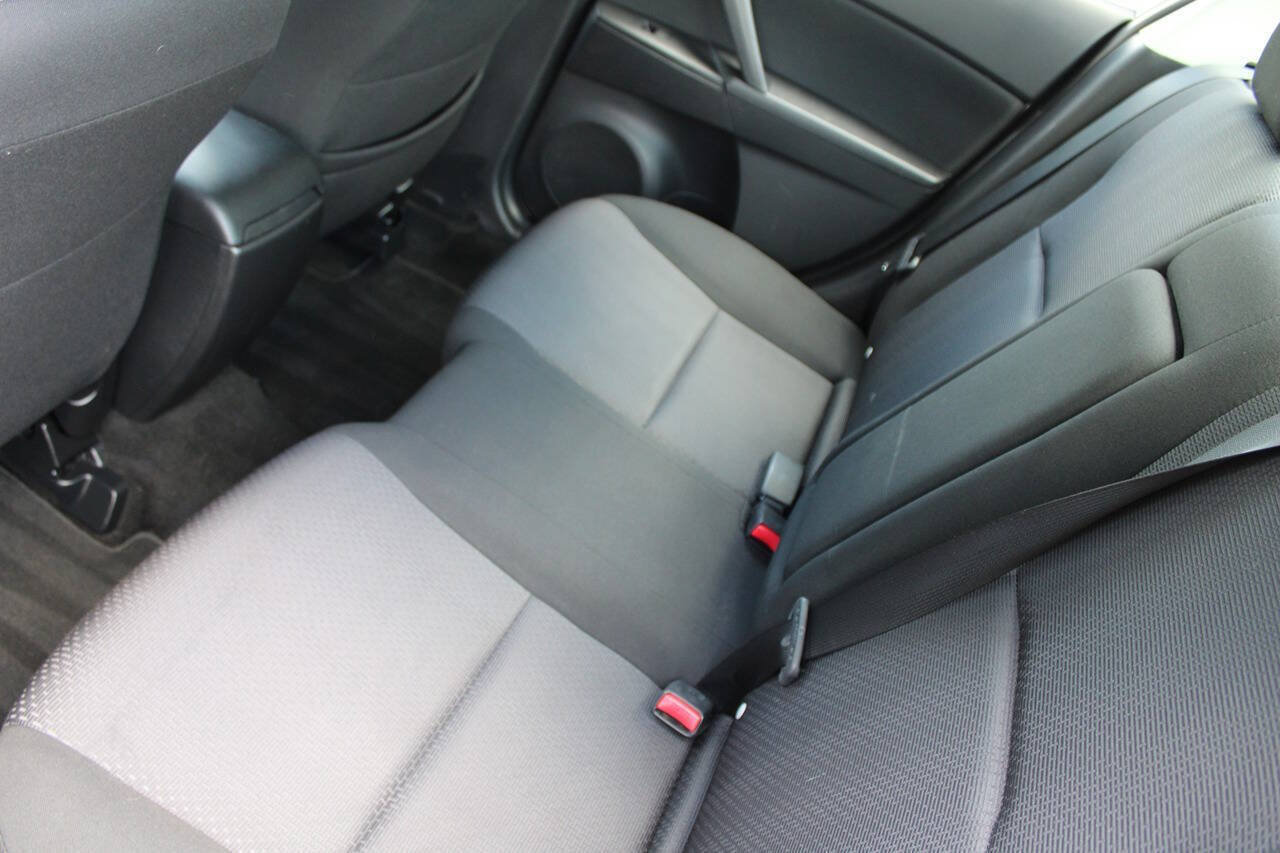 Used 2010 MAZDA MAZDA3 i Touring FWD image 30
