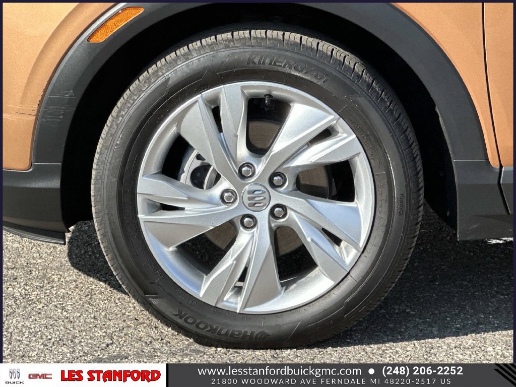 Certified 2024 Buick Encore GX Preferred w/ Comfort Package FWD image 10
