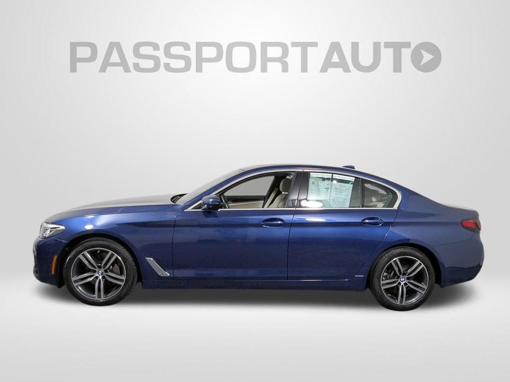 Used 2023 BMW 530i xDrive w/ Premium Package AWD/4WD image 2