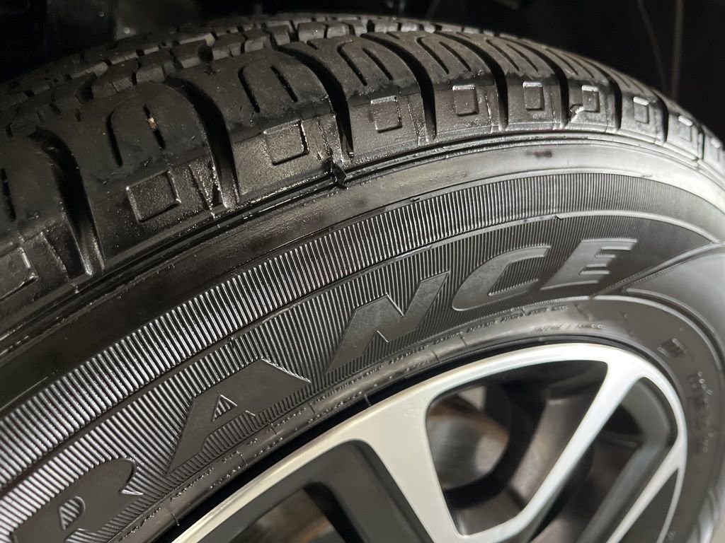 Used 2020 Jeep Compass Trailhawk image 15