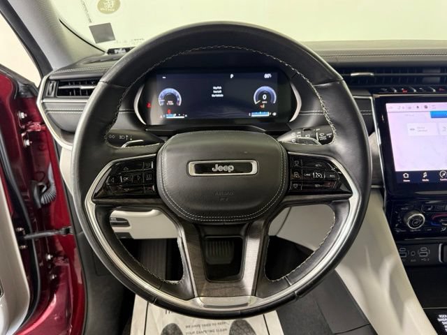 Used 2022 Jeep Grand Cherokee L Overland w/ Luxury Tech Group IV AWD/4WD image 42