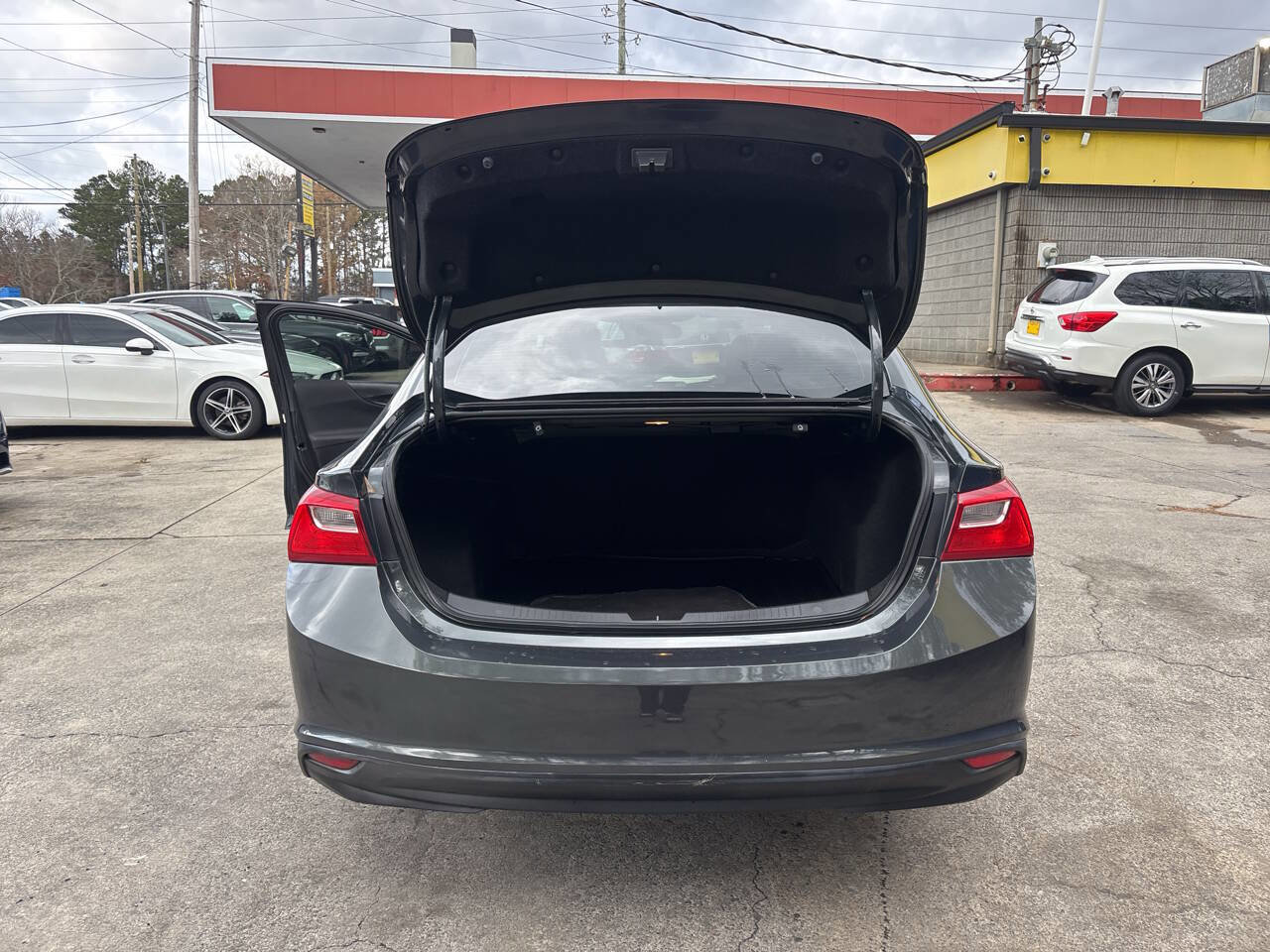 Used 2018 Chevrolet Malibu LT image 14