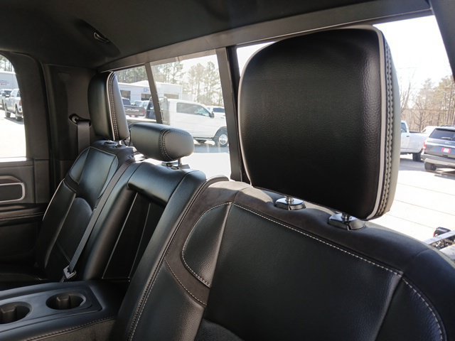 New 2026 RAM 4500 4x4 Crew Cab DRW w/ Laramie Trim Package image 15