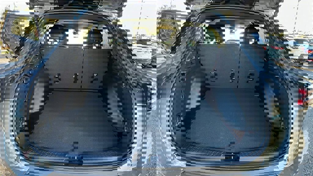 New 2026 Chevrolet Equinox EV LT image 9