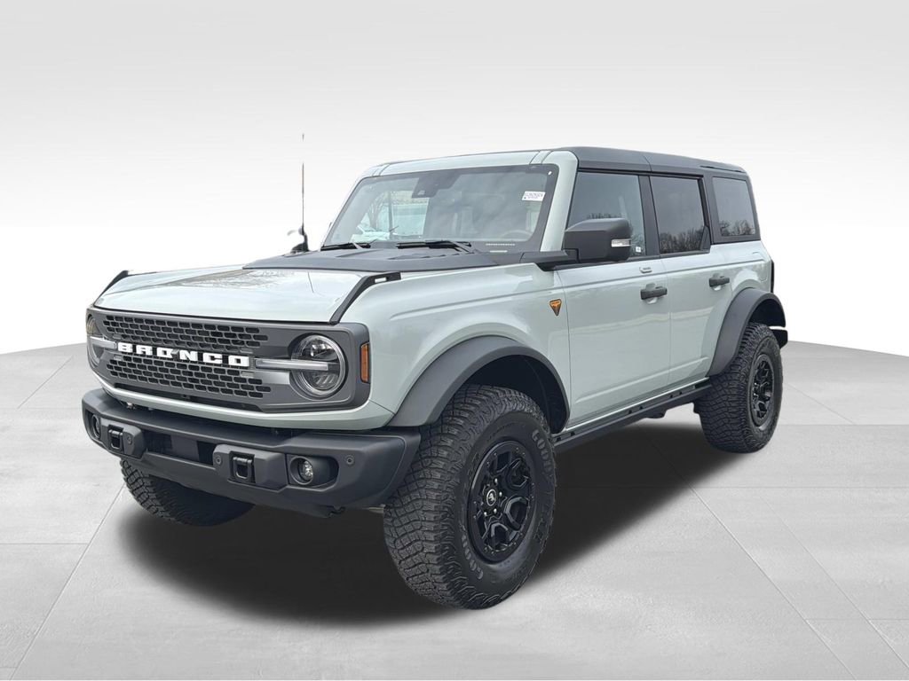 Used 2023 Ford Bronco Badlands image 7