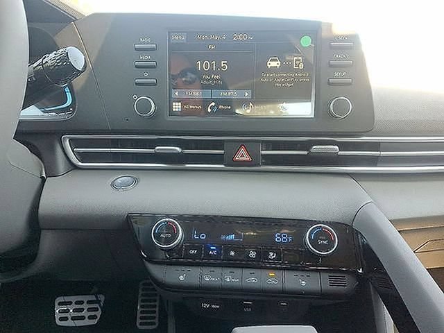 New 2026 Hyundai Elantra SEL Sport Premium FWD image 21