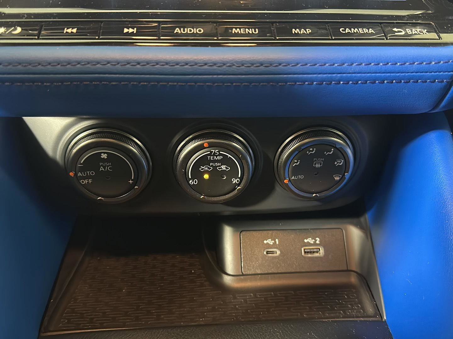 Used 2024 Nissan Z Performance w/ Floor Mat Package RWD image 16