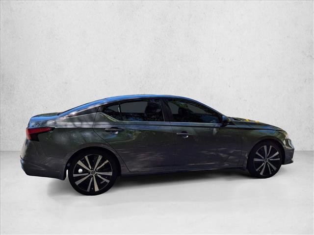 Used 2020 Nissan Altima 2.5 SR w/ Premium Package video 4