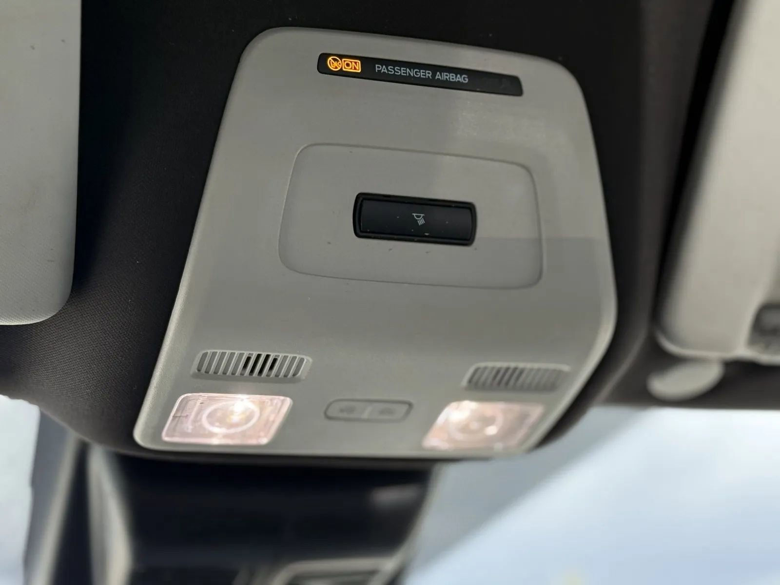 Used 2023 Ford Transit 250 Medium Roof AWD image 38