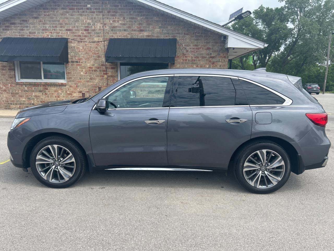 Used 2017 Acura MDX SH-AWD w/ Technology Package image 10