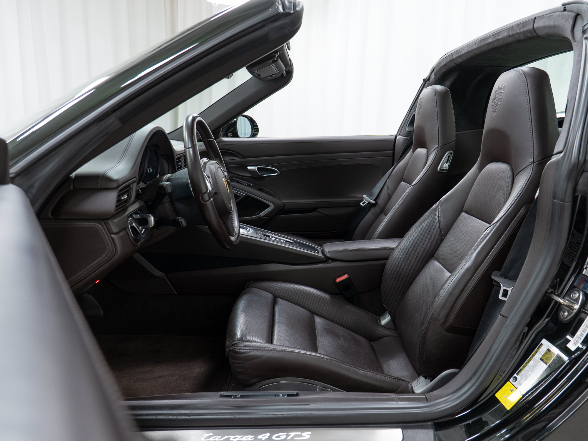 Certified 2016 Porsche 911 Targa 4 GTS AWD/4WD image 20