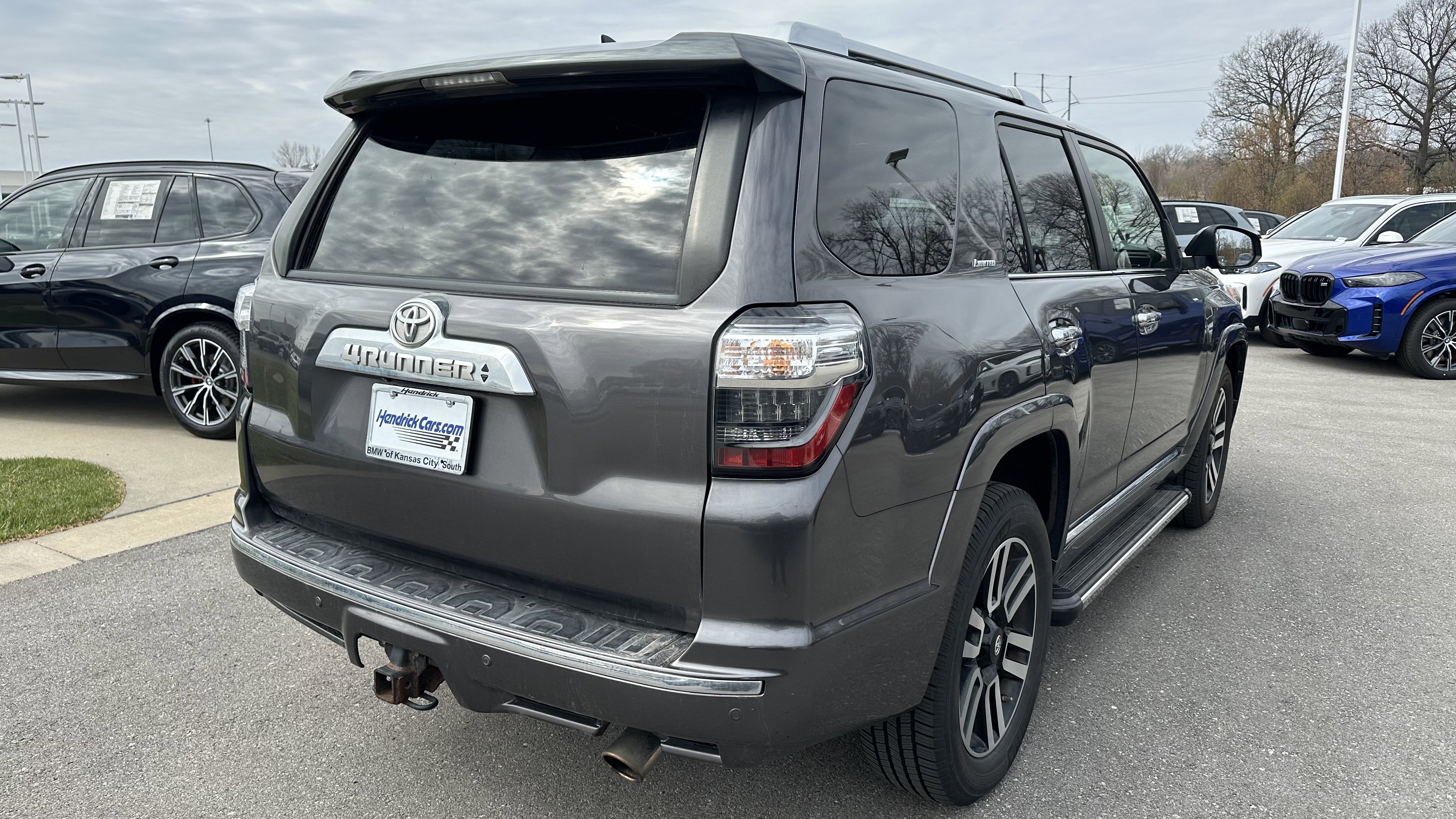 Used 2015 Toyota 4Runner Limited image 10
