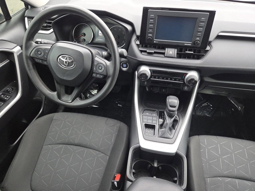 Used 2022 Toyota RAV4 XLE image 26