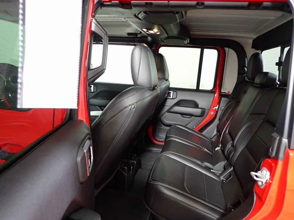 Used 2020 Jeep Gladiator Overland image 26