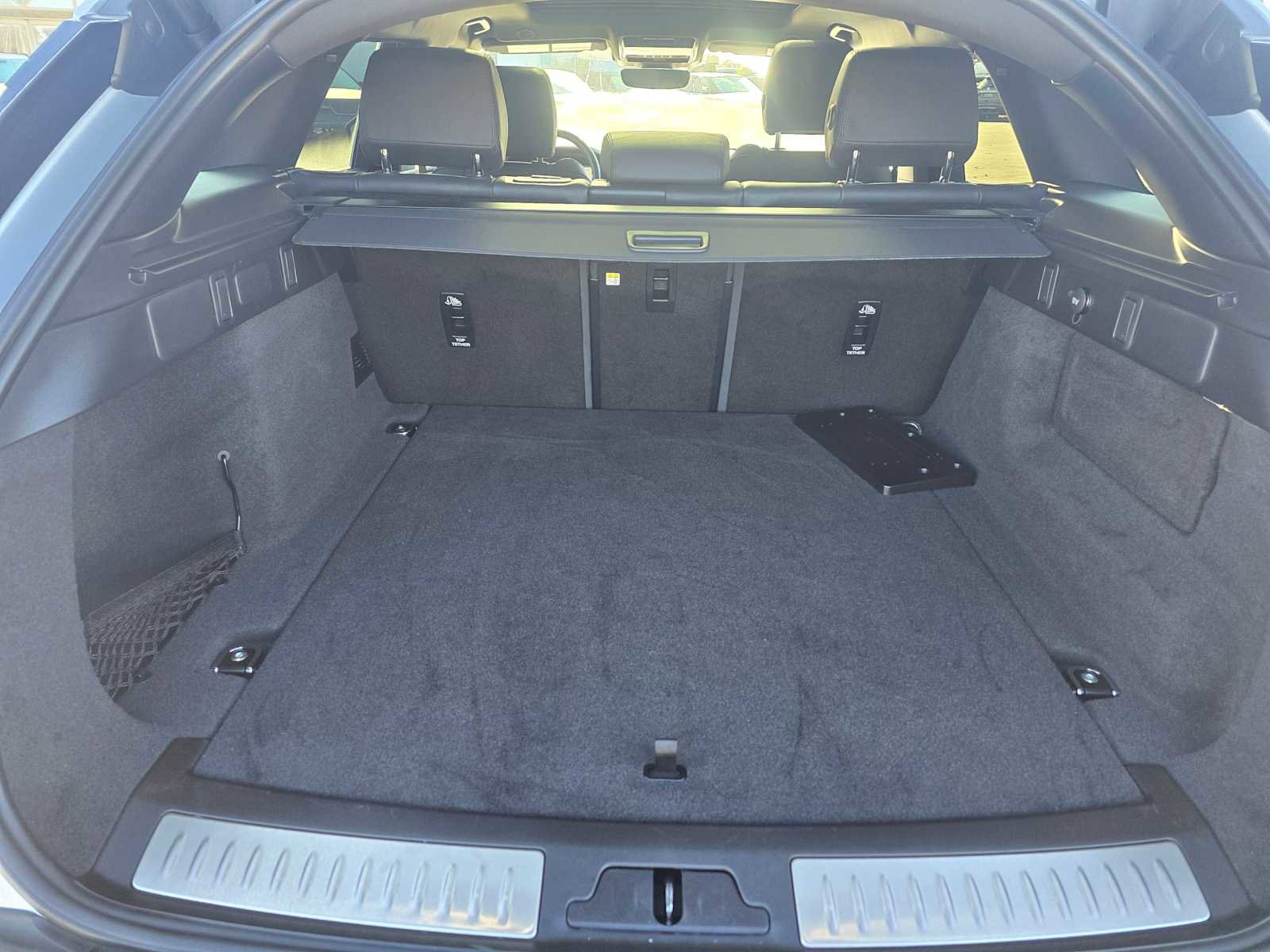 Used 2025 Land Rover Range Rover Velar Dynamic SE image 17