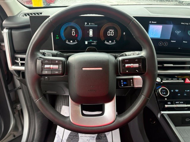 Used 2025 Hyundai Santa Fe SEL FWD image 15