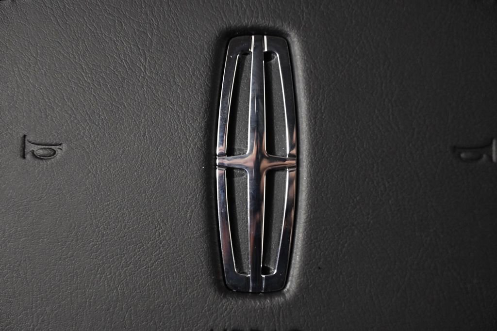 New 2026 Lincoln Nautilus Reserve image 32