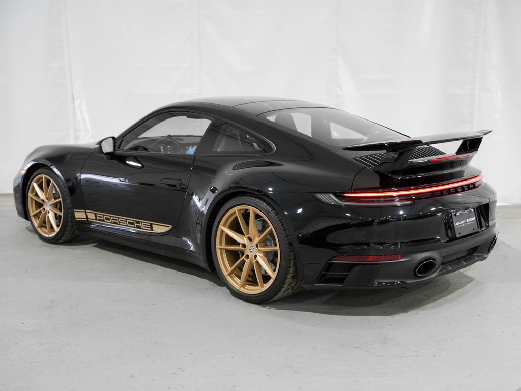 Used 2020 Porsche 911 Carrera S RWD image 3