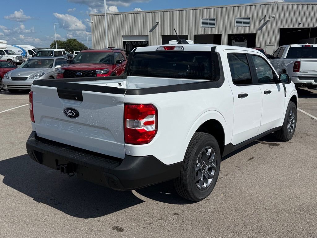 New 2025 Ford Maverick XLT w/ Equipment Group 301A image 33