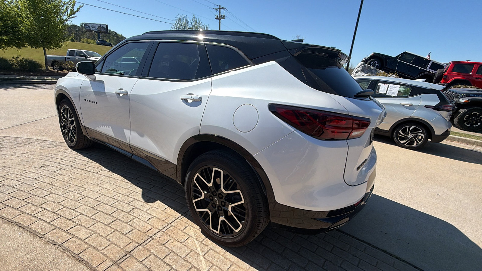 Used 2023 Chevrolet Blazer RS w/ Driver Confidence II Package image 10