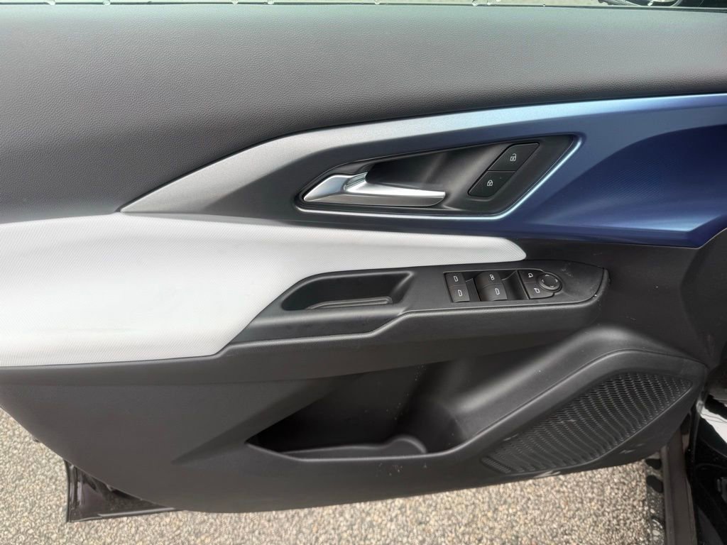 New 2026 Chevrolet Equinox EV LT FWD image 10