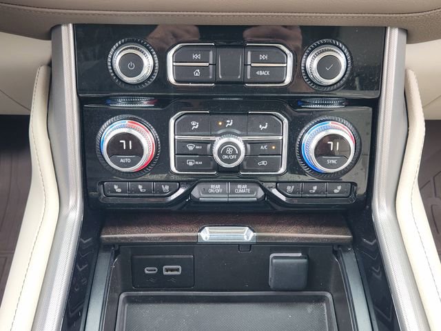 Used 2023 GMC Yukon Denali w/ LPO, Floor Liner Package AWD/4WD image 19