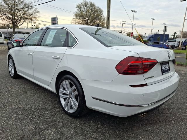Used 2018 Volkswagen Passat 2.0T SE image 4