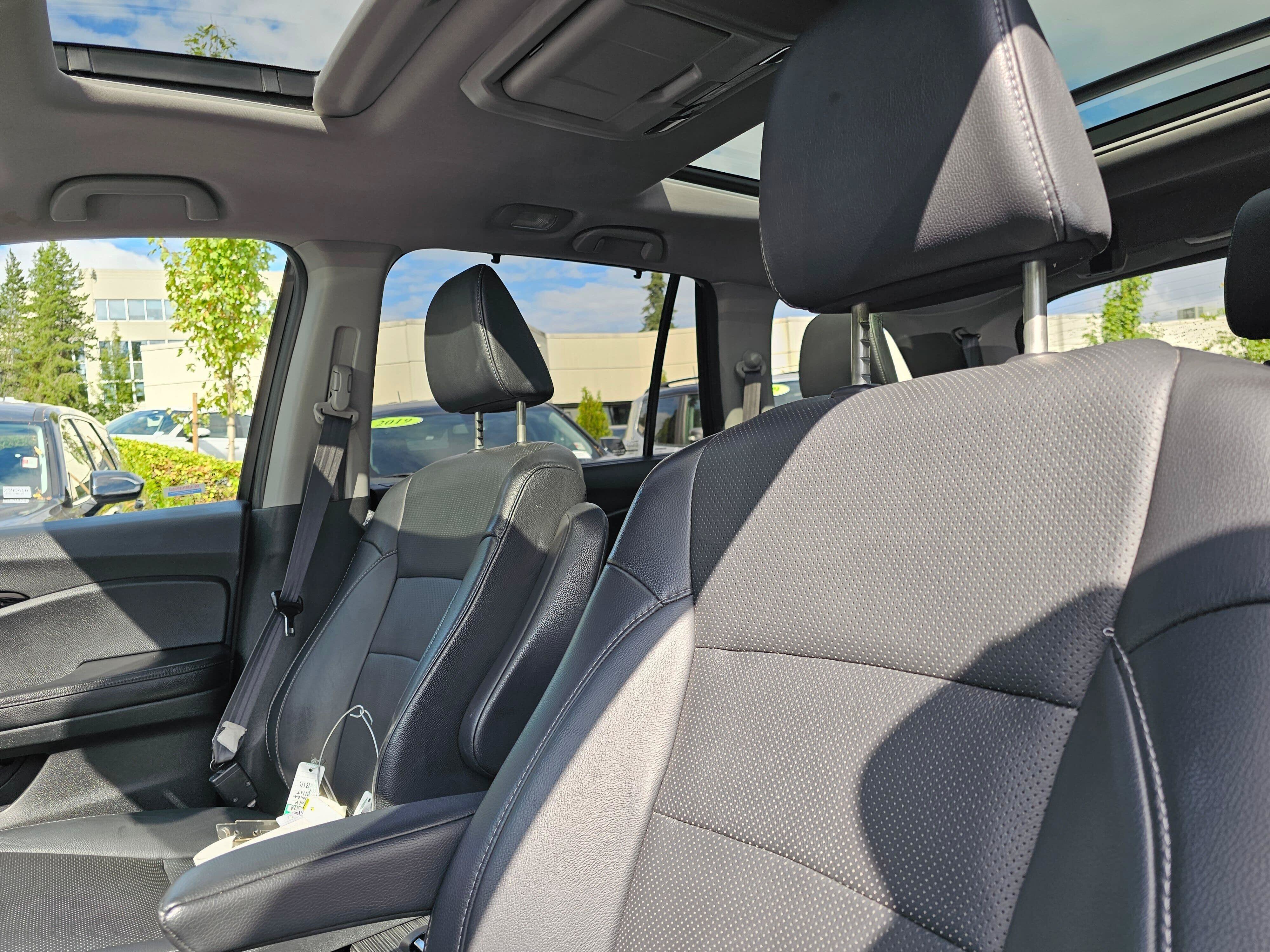 Used 2016 Honda Pilot Elite image 25