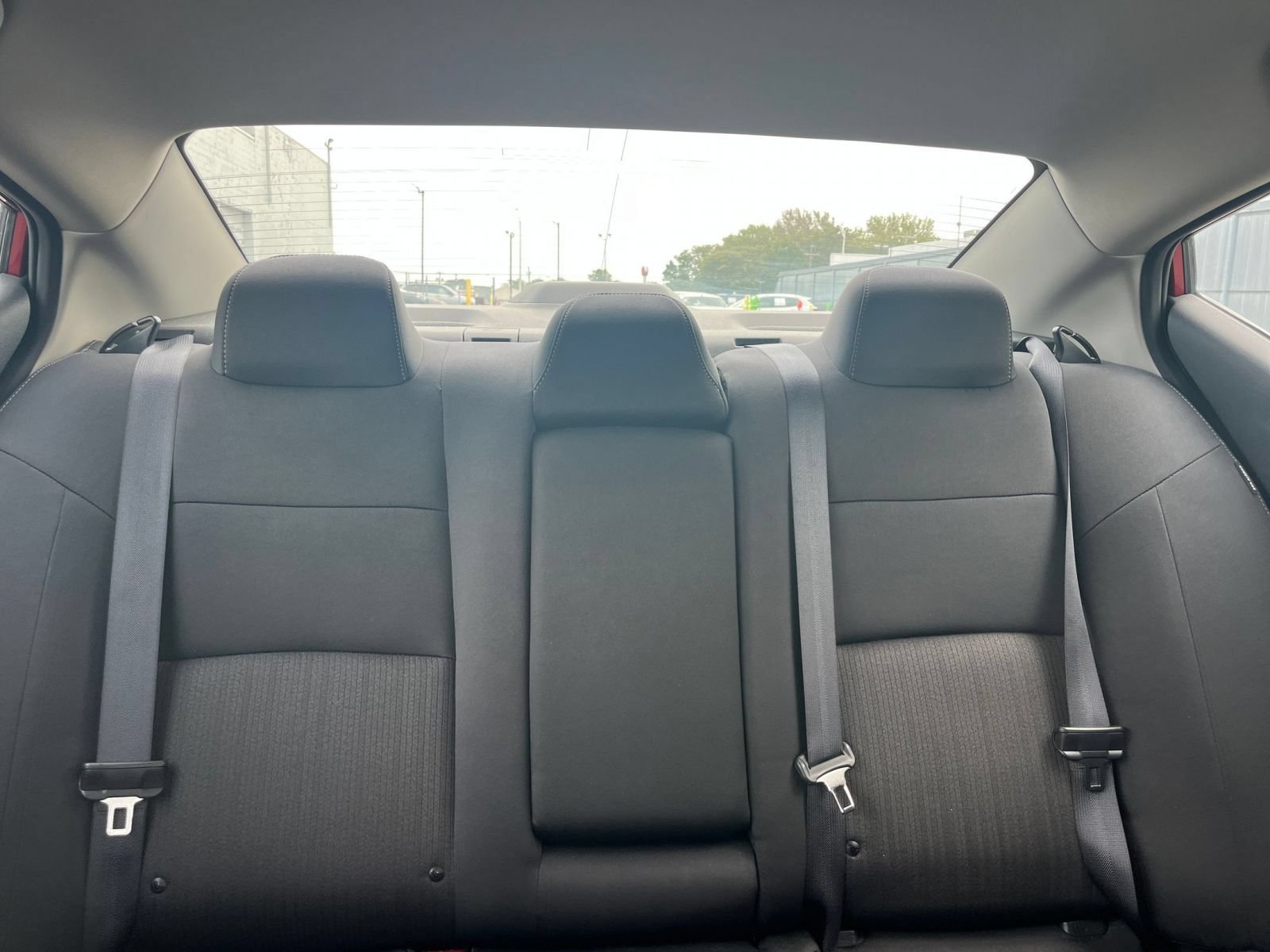 Used 2025 Nissan Altima 2.5 SV FWD image 38