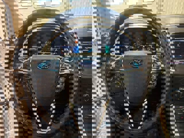 Used 2015 Ford Edge SEL w/ Equipment Group 201A AWD/4WD image 10