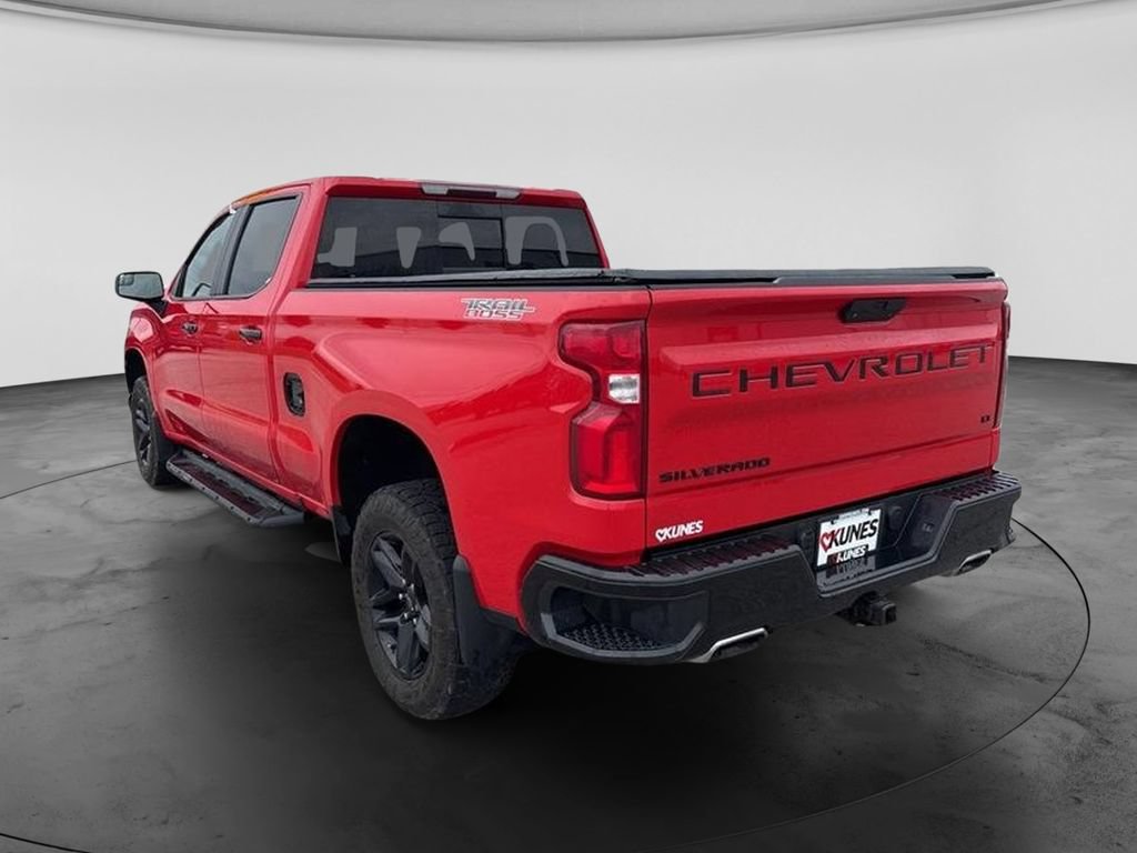 Used 2021 Chevrolet Silverado 1500 LT Trail Boss w/ Convenience Package II AWD/4WD image 9