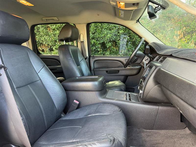 Used 2011 GMC Sierra 1500 SLE w/ All-Terrain Package AWD/4WD image 20