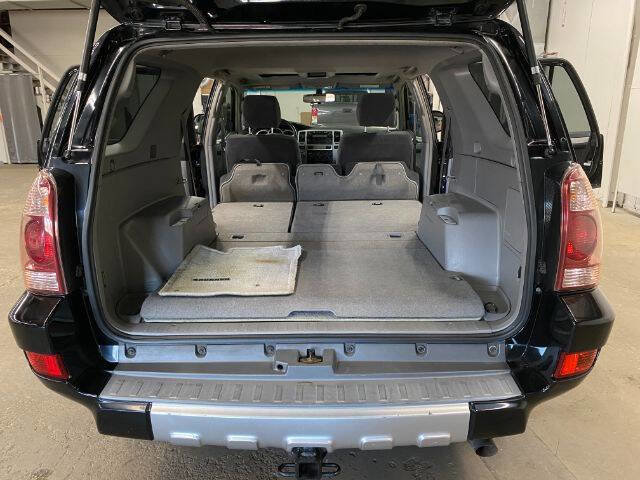 Used 2005 Toyota 4Runner SR5 image 18