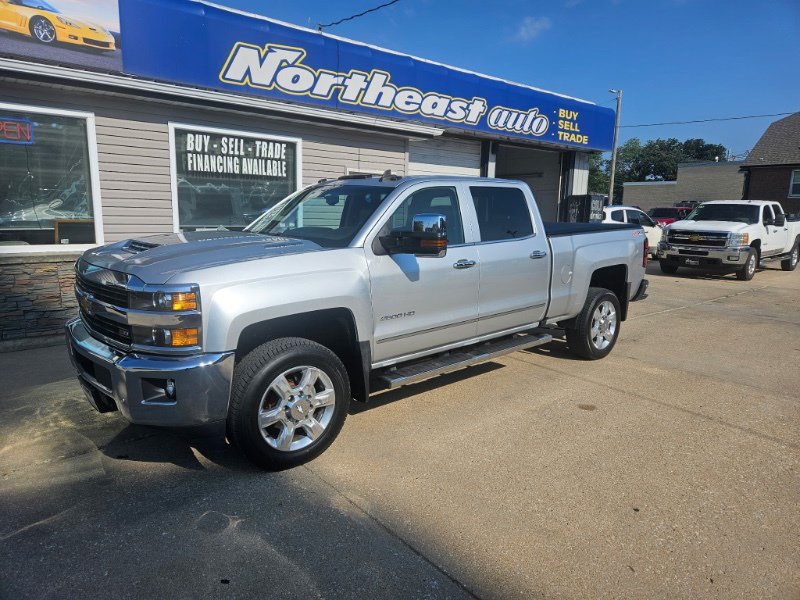 Used 2017 Chevrolet Silverado 2500 LTZ w/ Duramax Plus Package AWD/4WD image 2