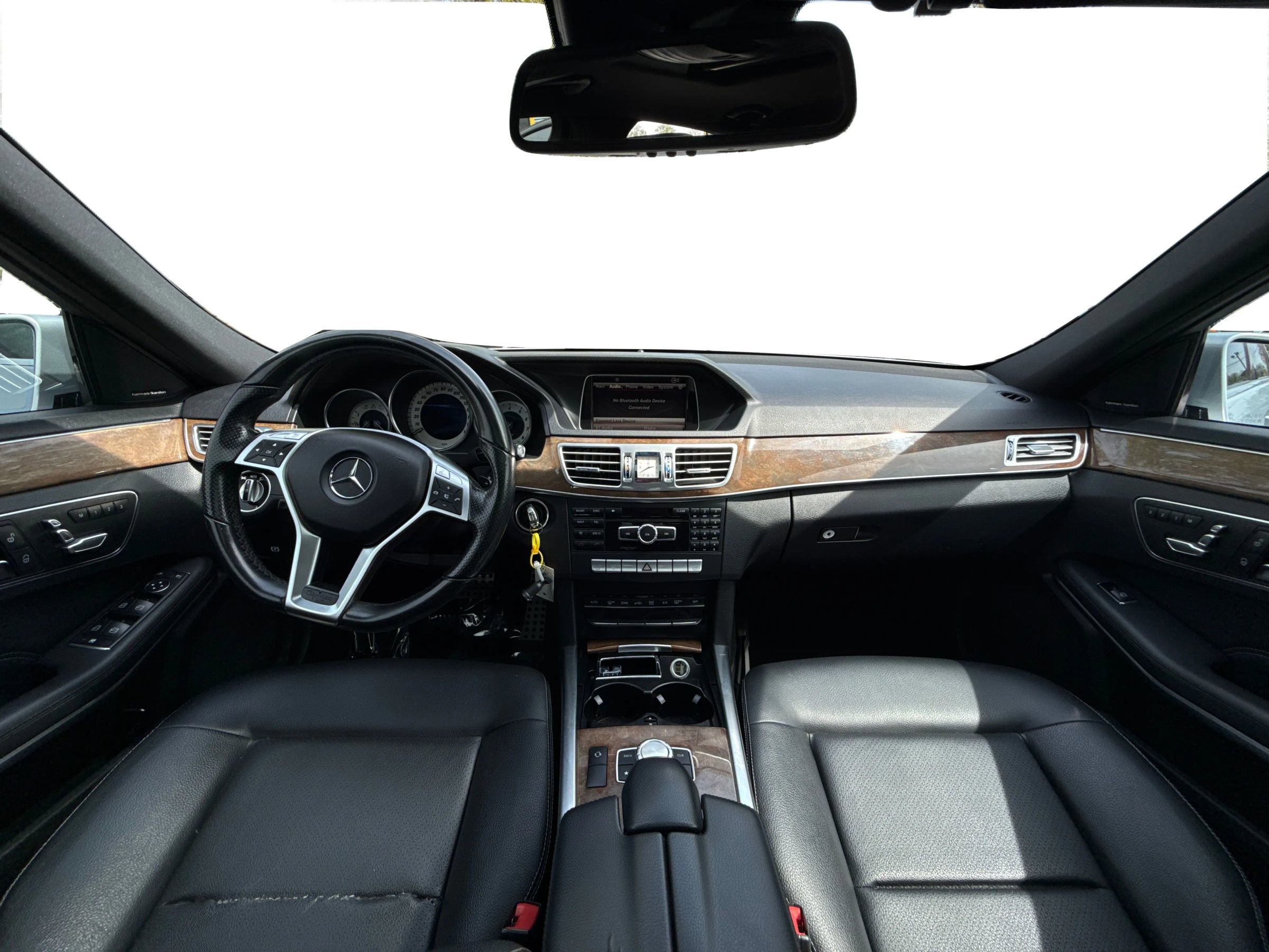 Used 2014 Mercedes-Benz E 350 4MATIC Sedan image 11