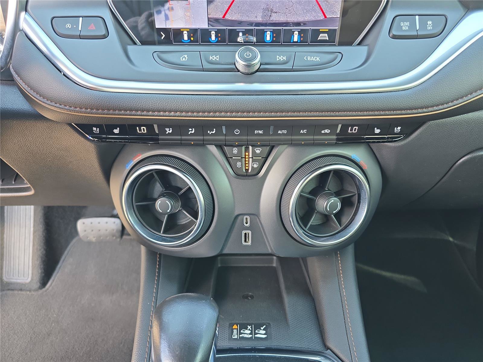 Used 2020 Chevrolet Blazer Premier w/ Driver Confidence II Package FWD image 28