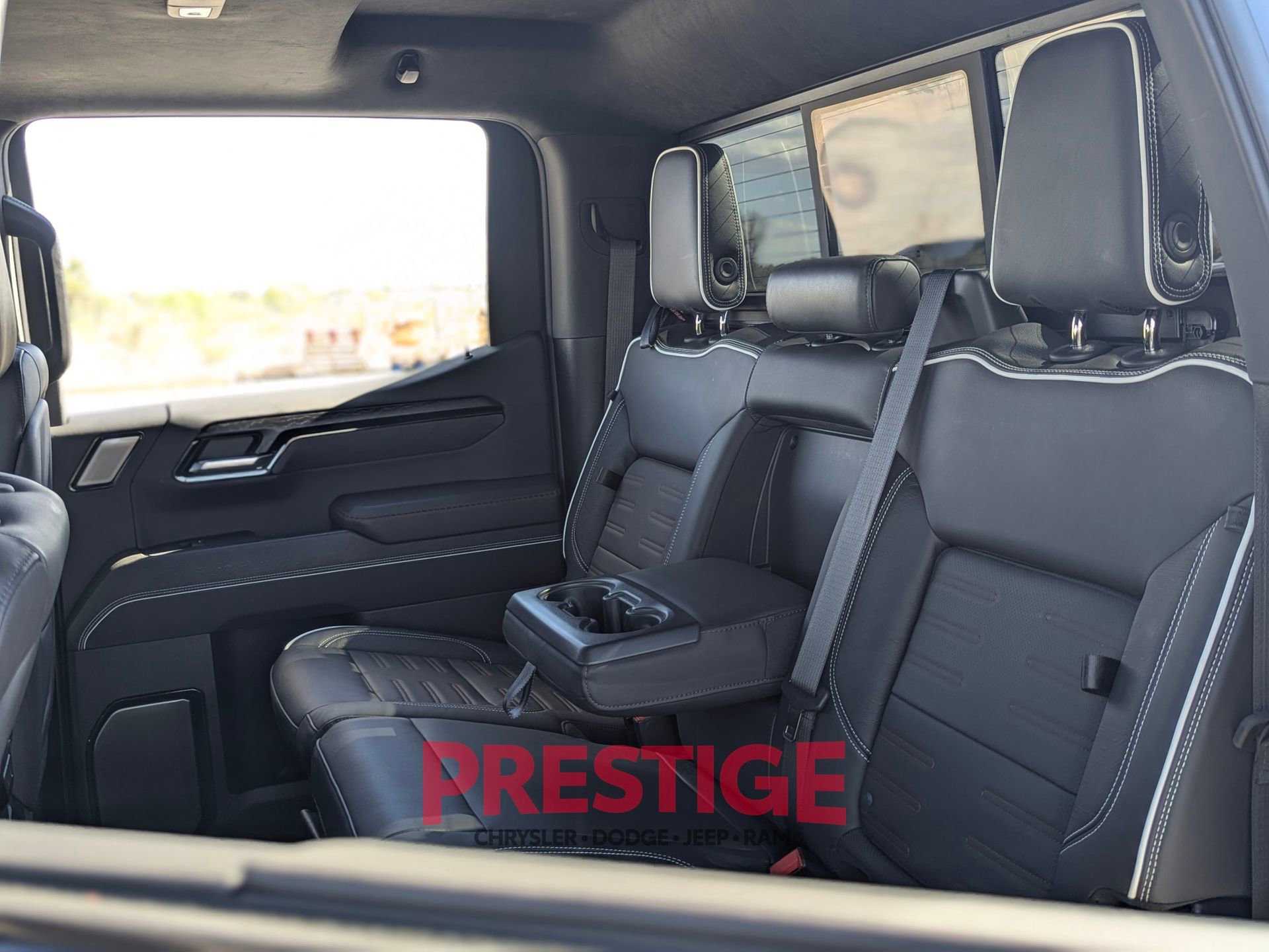 Used 2023 GMC Sierra 1500 AT4X w/ AT4X AEV Edition AWD/4WD image 36